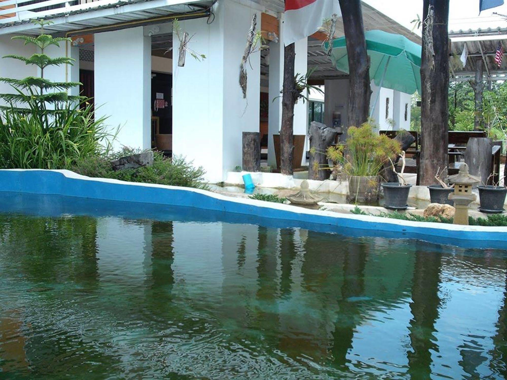 Mech Mansion Hotel Chiang Rai Exterior photo